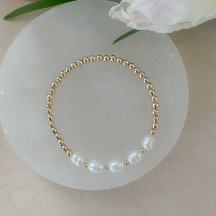 Amour Freshwater Pearl Bracelet