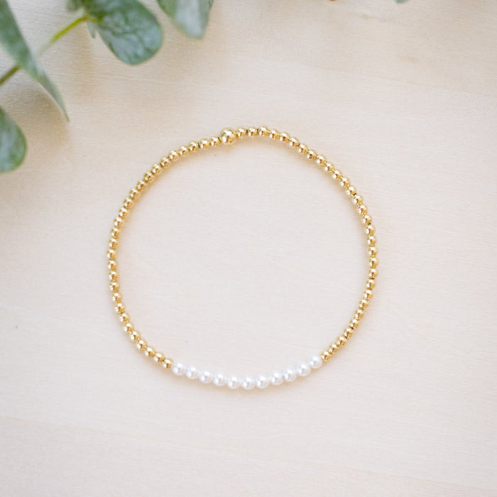 tiny crystal pearl beaded bracelet 