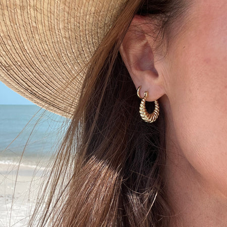 Lainey Hoop – versatile gold-filled hoop earrings perfect for everyday wear, date nights, concerts, and stacking. Lightweight, tarnish-resistant, and timeless.