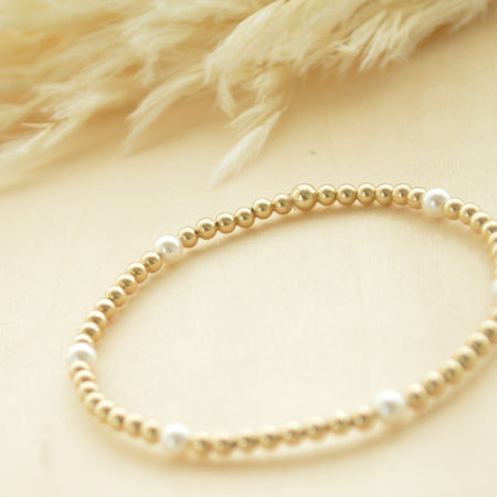 Timeless and classic bracelet—elevated accessory for everyday wear. Perfect for layering, stacking, and versatile jewelry collections.