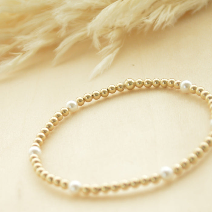 Timeless and classic bracelet—elevated accessory for everyday wear. Perfect for layering, stacking, and versatile jewelry collections.